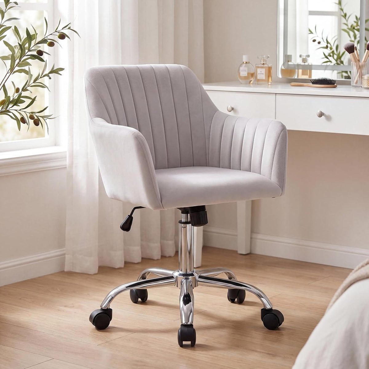 VOWNER Adjustable Velvet Chair